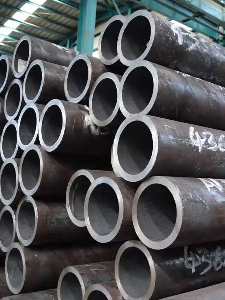 alloy-steel-pipes-tubes